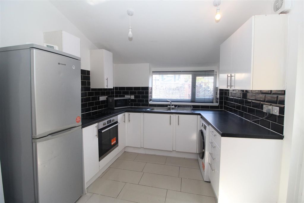 Property photo 1 of 16 Img_3008.Jpg