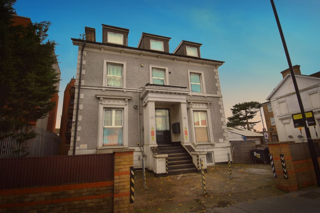 Property photo 1 of 6 2F9Bd36E-26F8-4Ad...