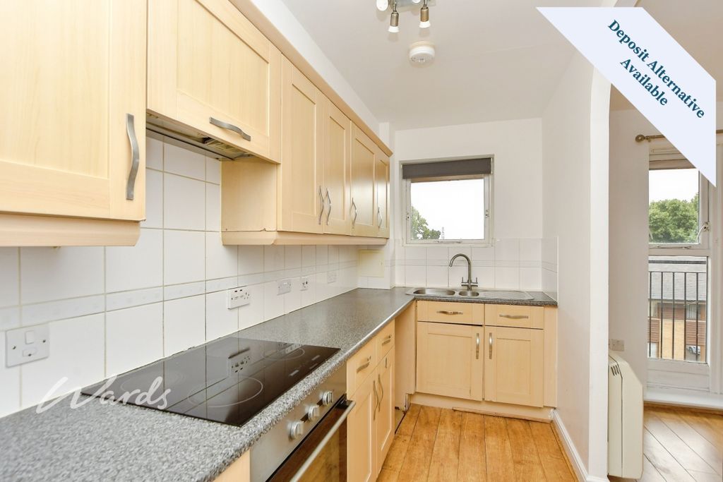 Property photo 2 of 12 Kitchen
