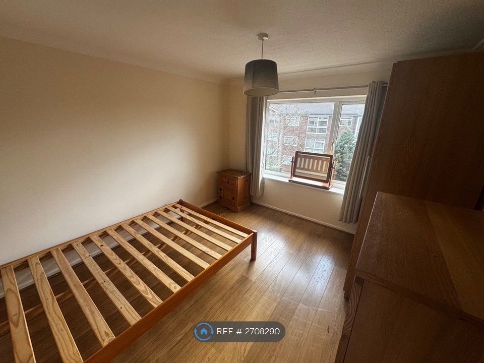 Property photo 2 of 7 Bedroom 1