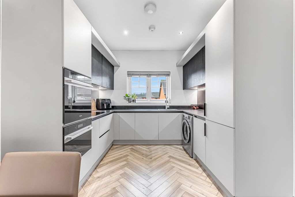 Property photo 2 of 31 P1700869_70_71_72