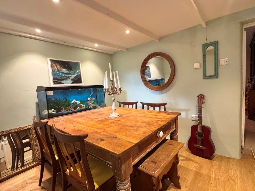 Property photo 2 of 10 2 - Picture No. 03