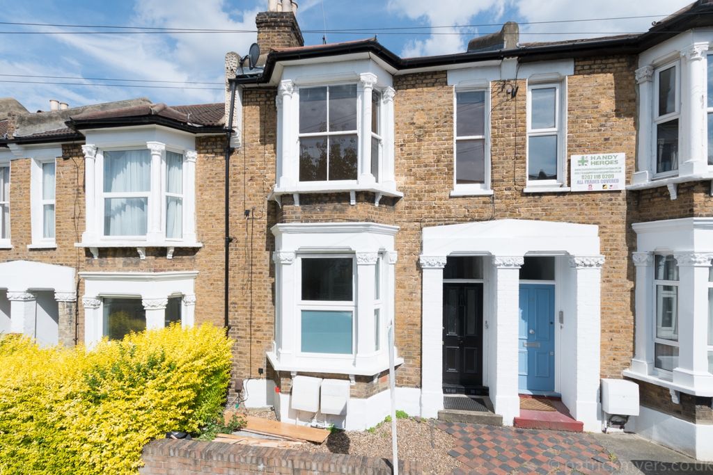 Property photo 1 of 14 49A Landcroft Road-1