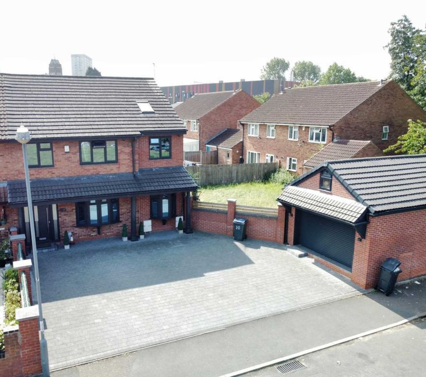 Property photo 1 of 21