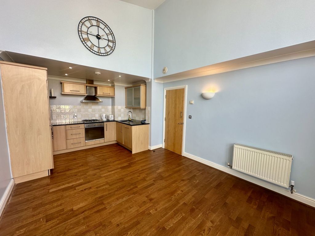 Property photo 3 of 14 Photo 18