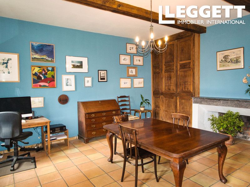 Property photo 3 of 10