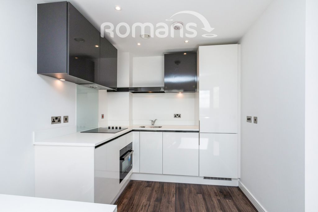 Property photo 2 of 9 799A2958-1601-48B3-B