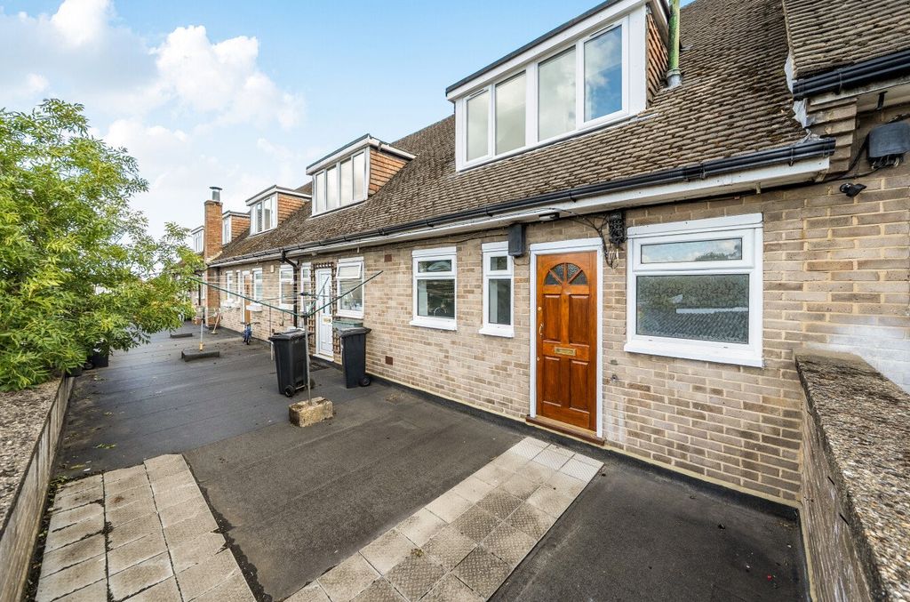 Property photo 1 of 7 1