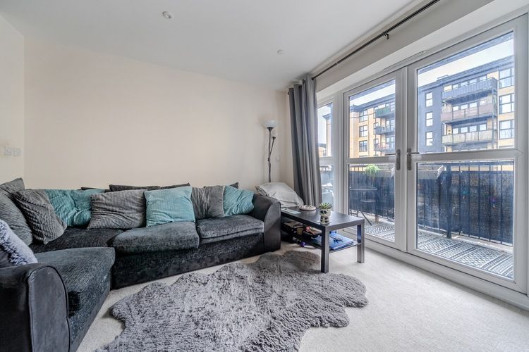 Property photo 3 of 18