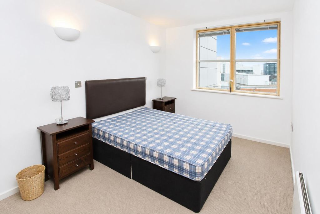 Property photo 3 of 6 Bright And Airy Bedroom With A Large Window...