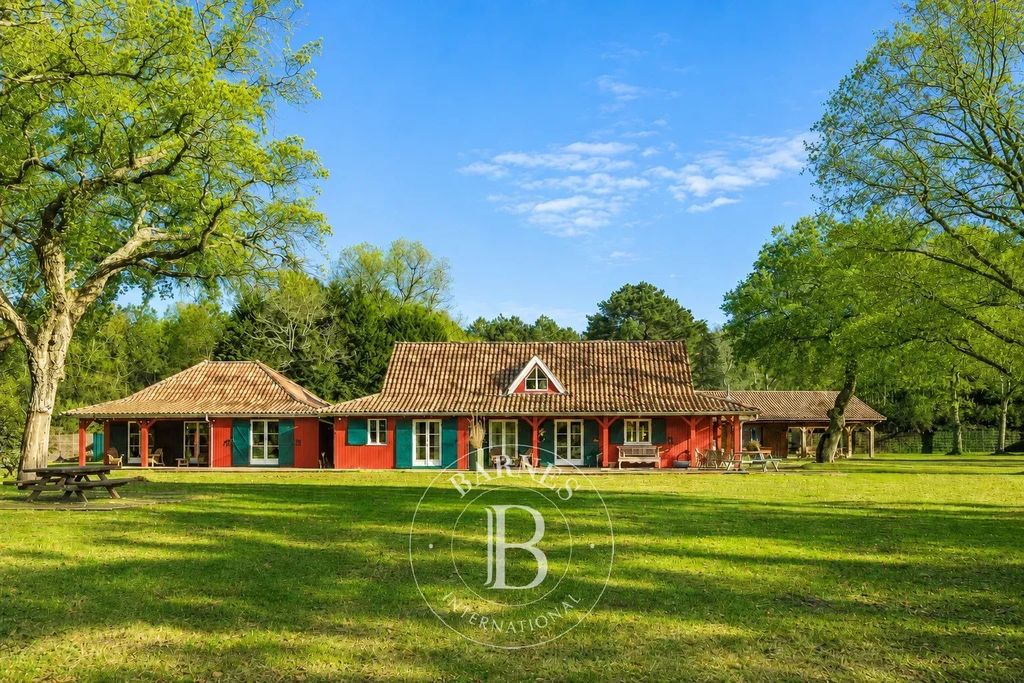 Property photo 2 of 43