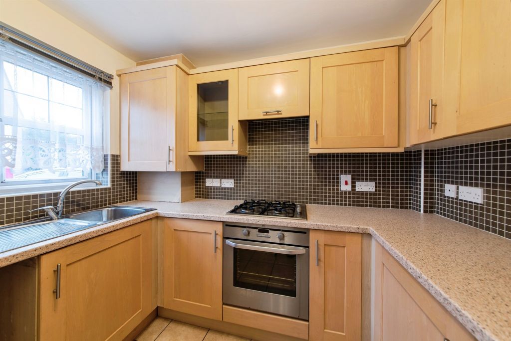 Property photo 2 of 18