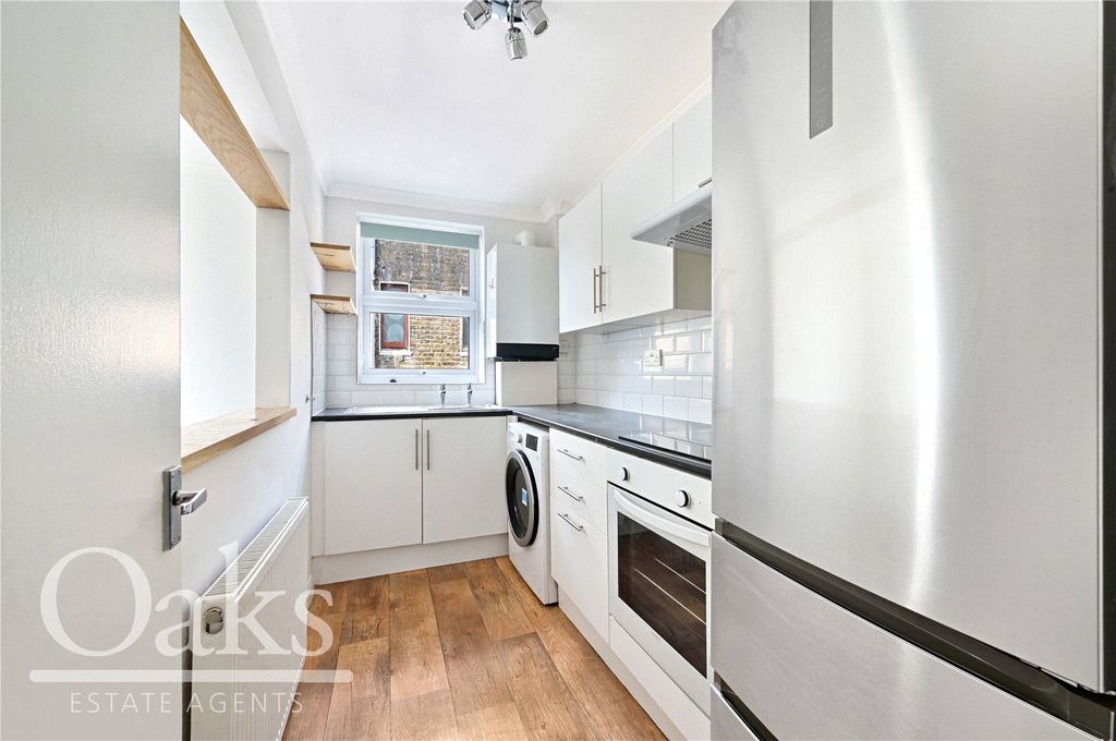 Property photo 3 of 10 Picture No. 04