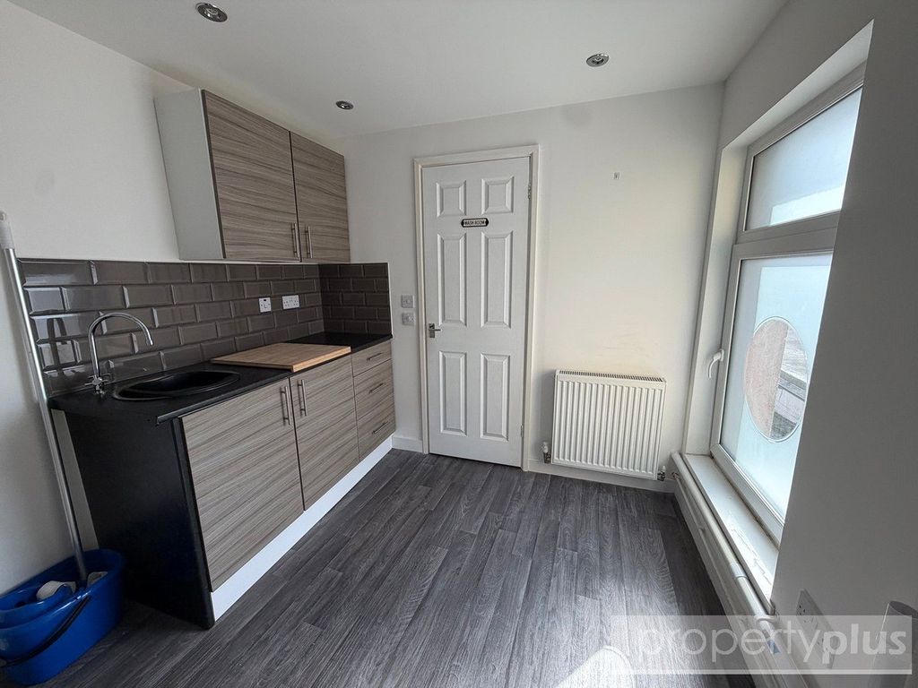 Property photo 3 of 5 Picture No. 03