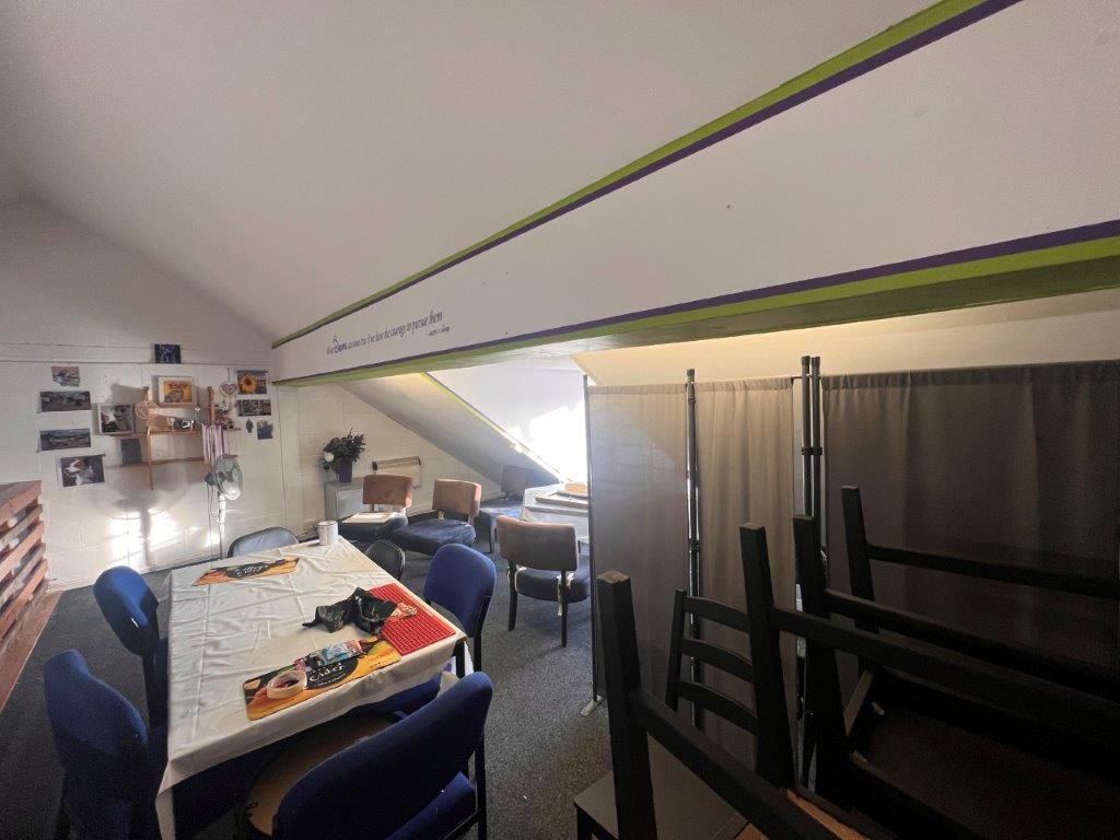 Property photo 3 of 5