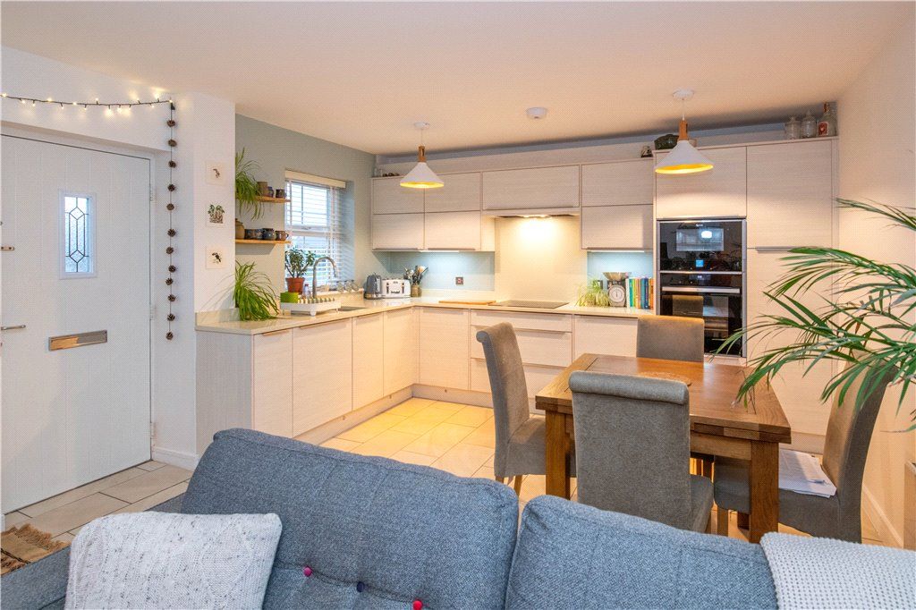 Property photo 2 of 12 Living Kitchen
