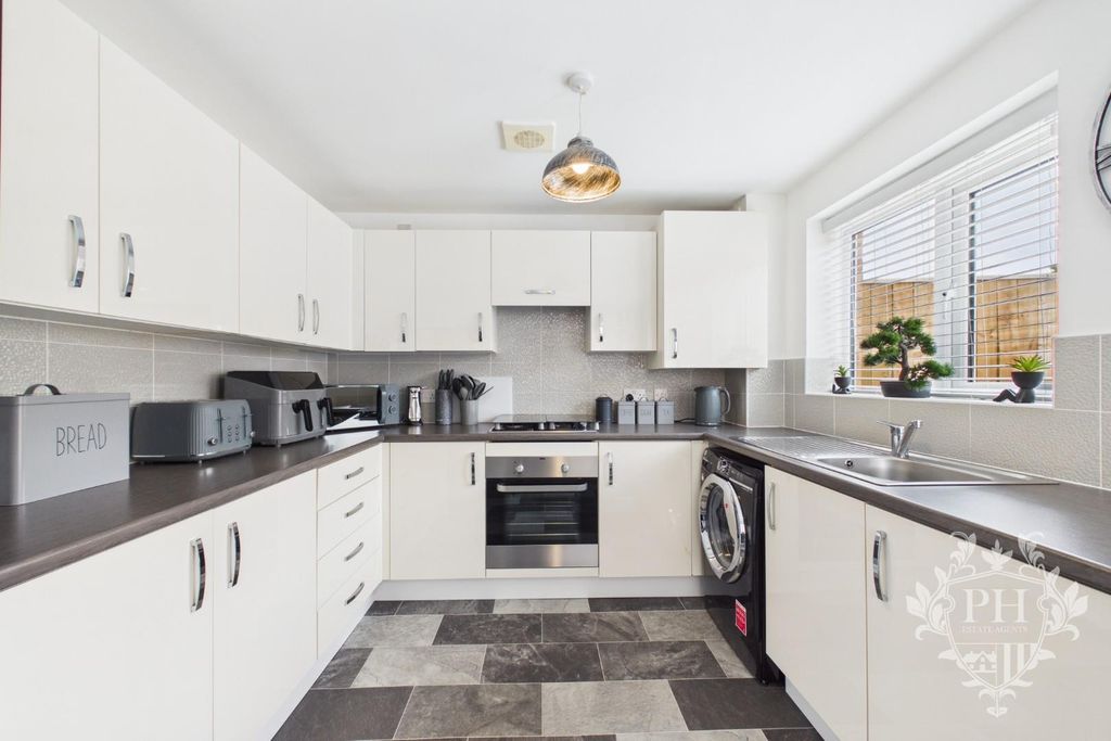 Property photo 3 of 21 415B1A80c1Dd4d348611d08Ed4095038_100_Cam02002G0-Pr