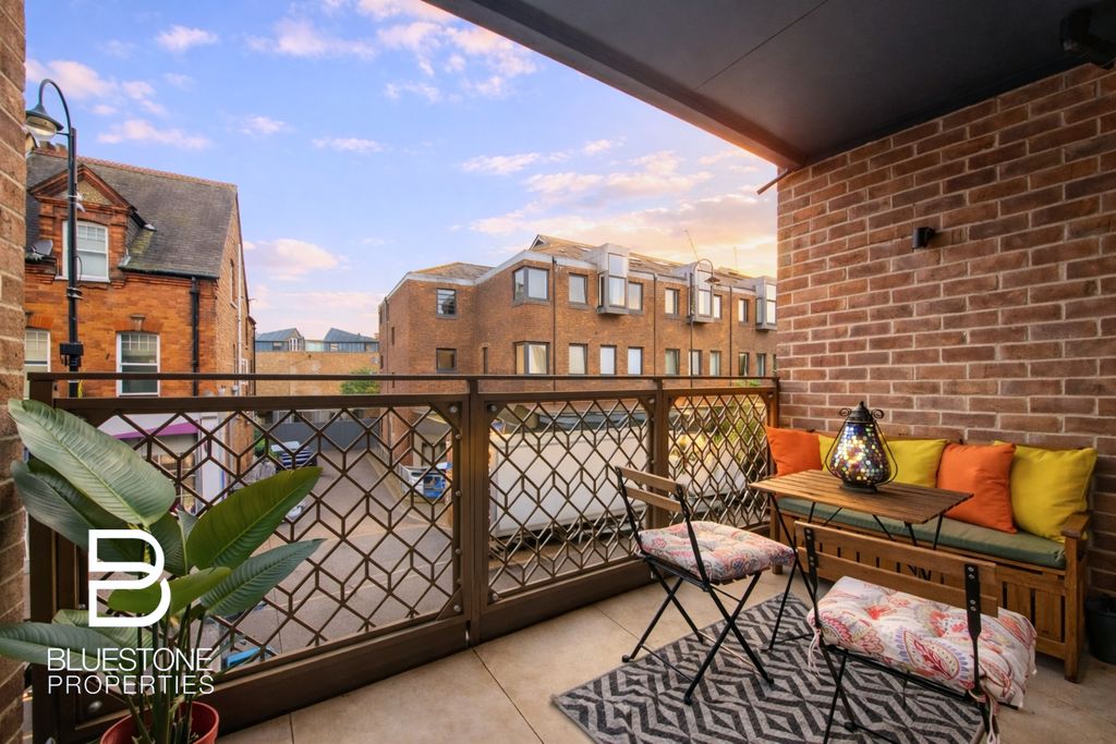 Property photo 3 of 22