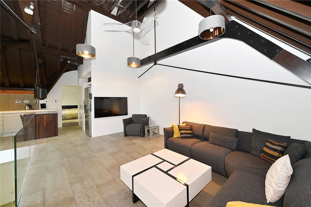 Property photo 1 of 15 Mezzanine