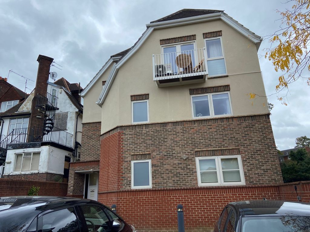 Property photo 2 of 18