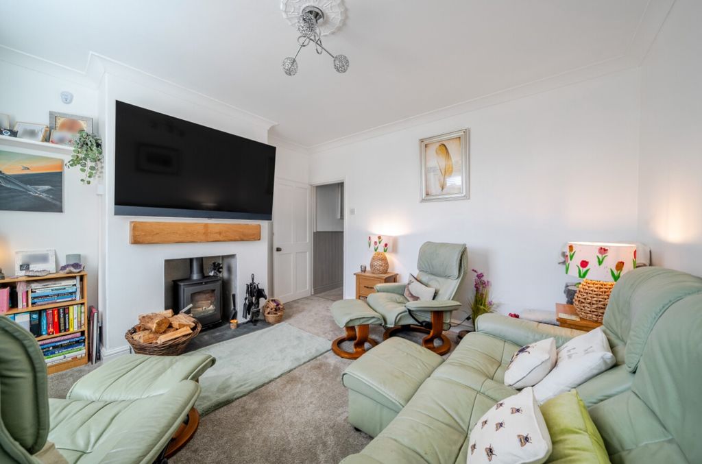 Property photo 2 of 26 1528664-18-1A0F362337824