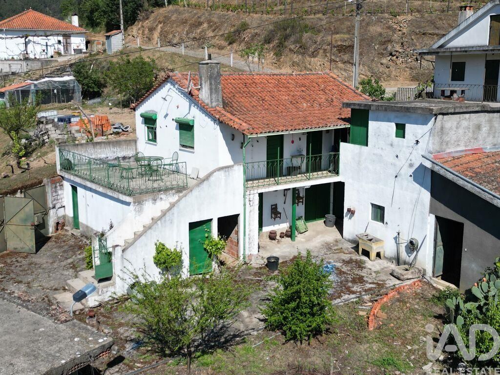 Property photo 1 of 32