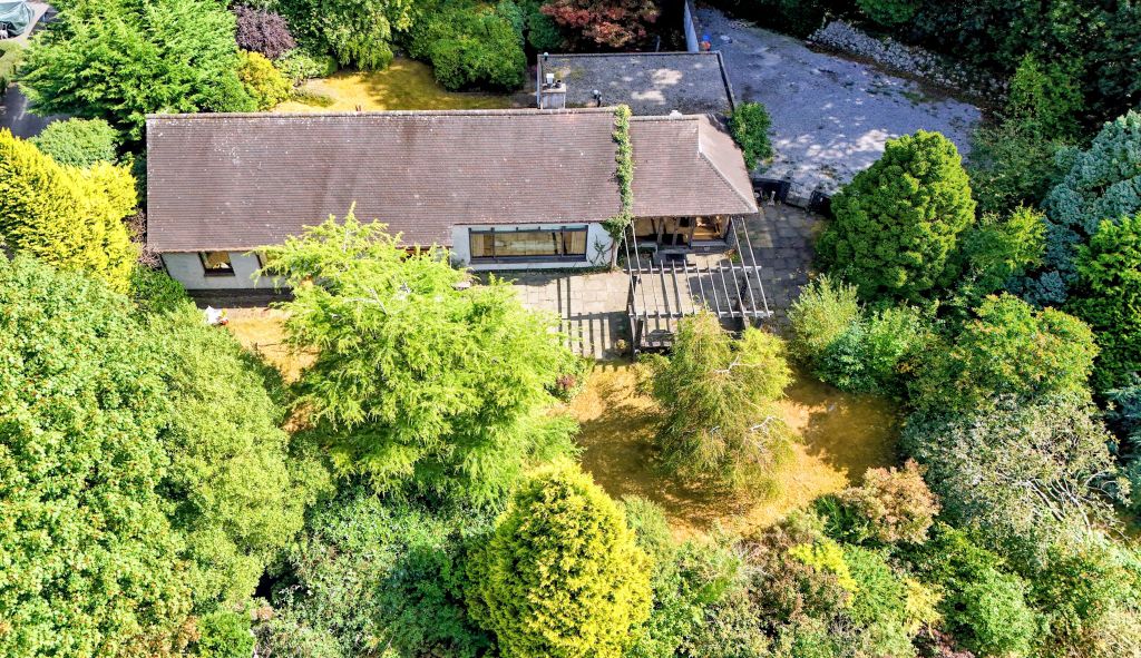 Property photo 2 of 40