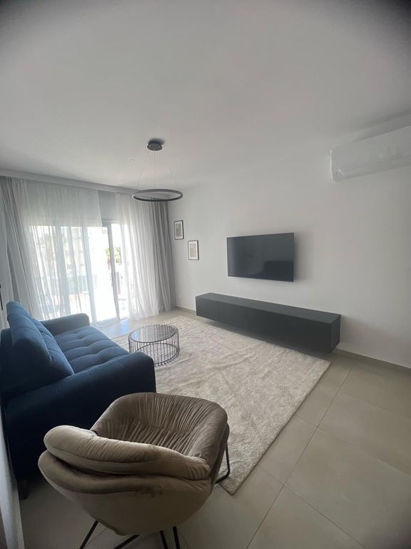 Property photo 3 of 13