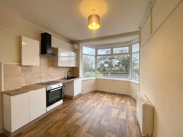 Property photo 1 of 3