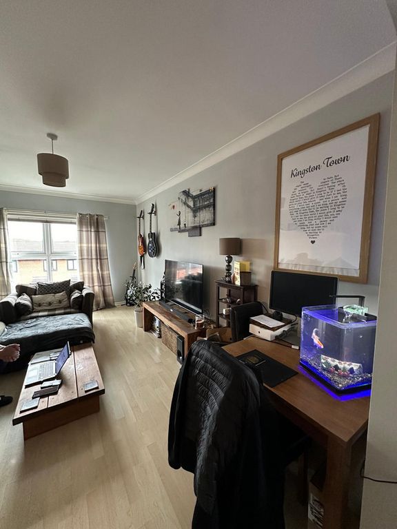 Property photo 2 of 7