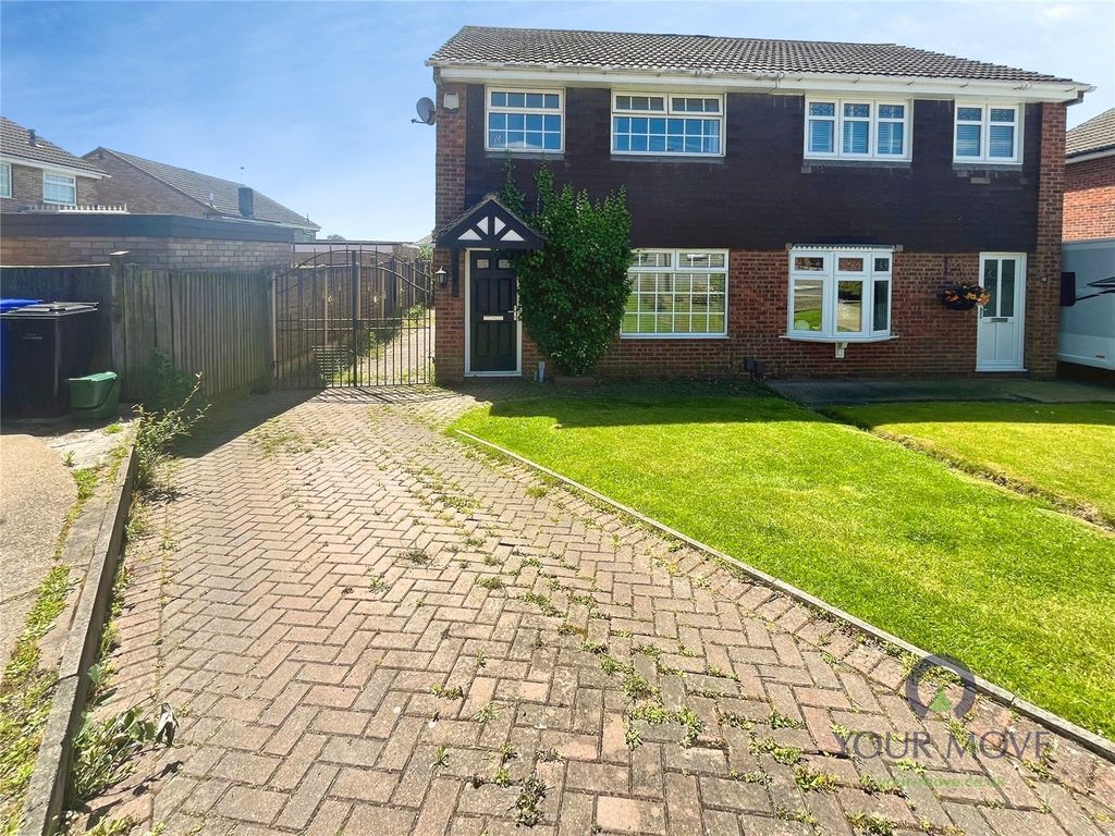Property photo 1 of 17 Front