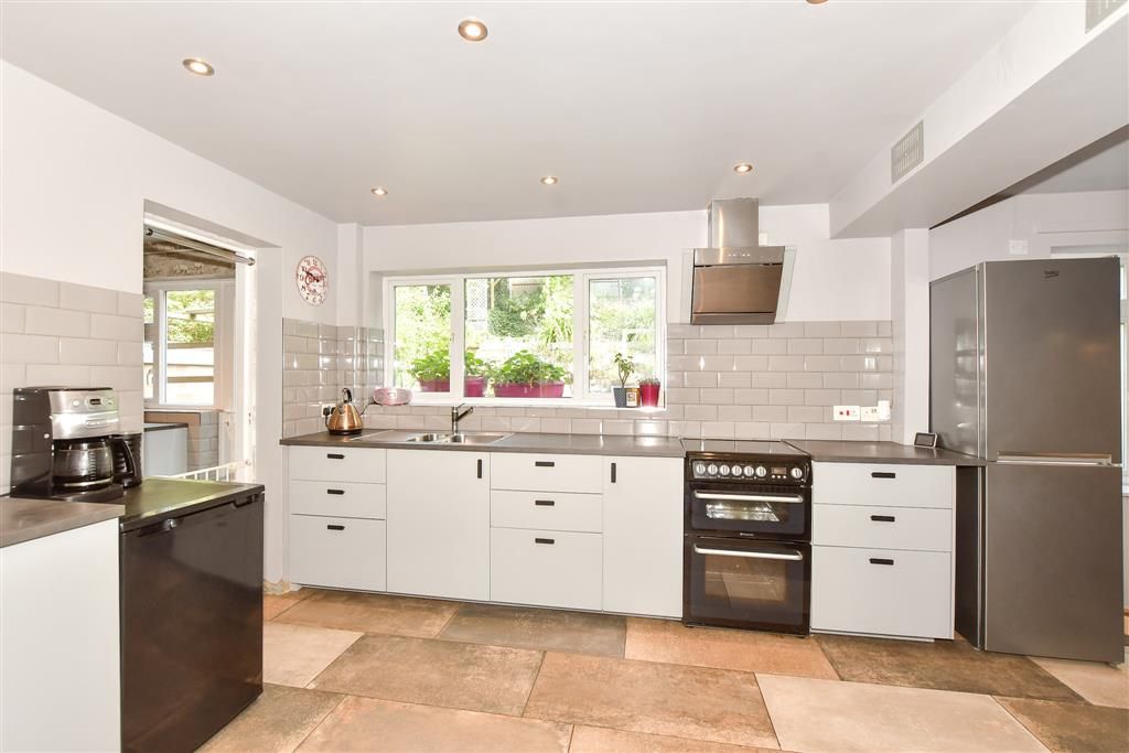Property photo 3 of 15 Kitchen/Diner