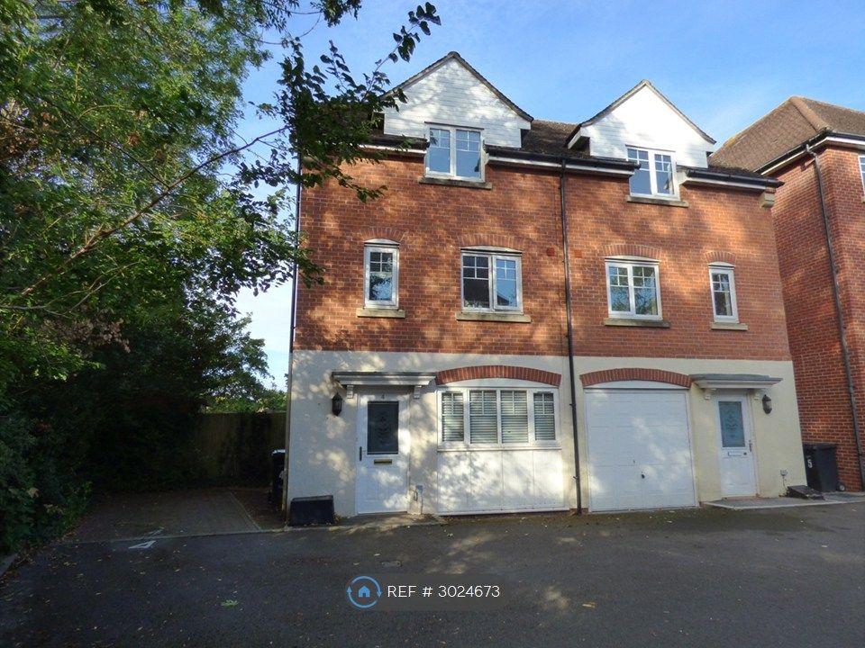 Property photo 1 of 9 Front