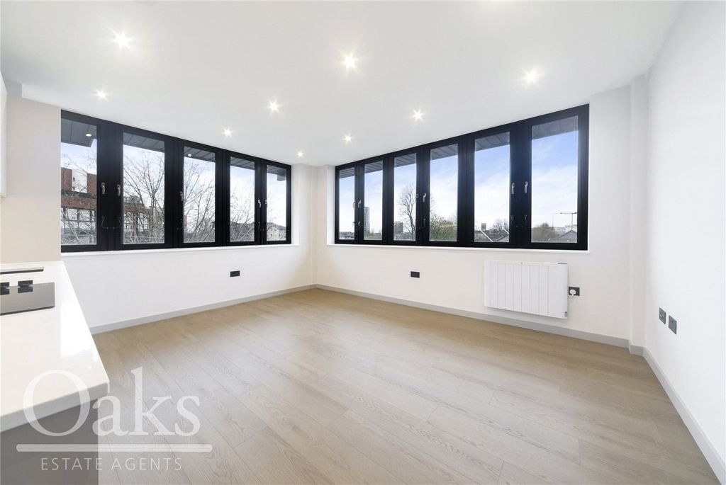 Property photo 1 of 8 Picture No. 01