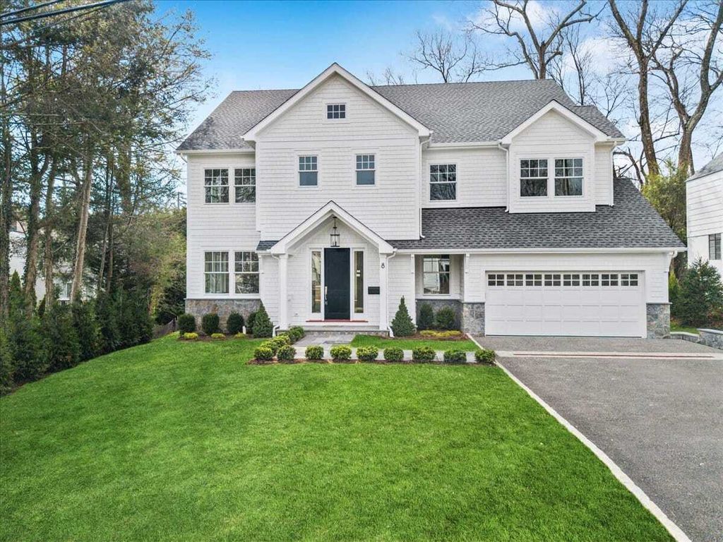 Property photo 1 of 31