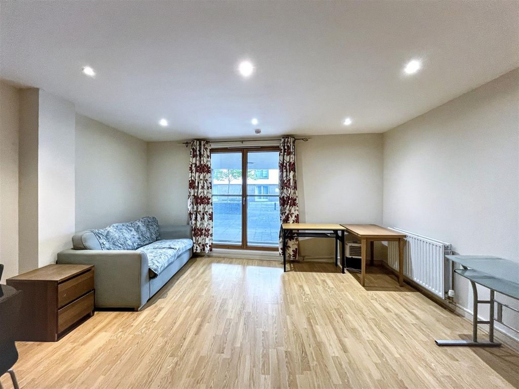 Property photo 3 of 8 Img_0238.Jpg
