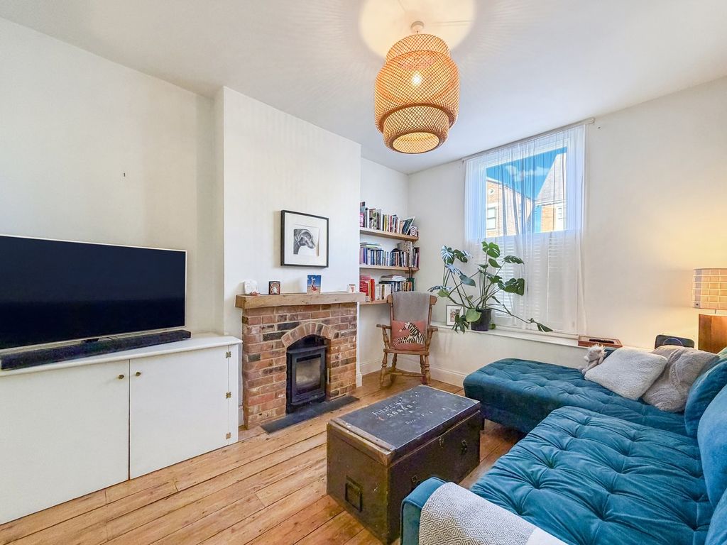 Property photo 2 of 16