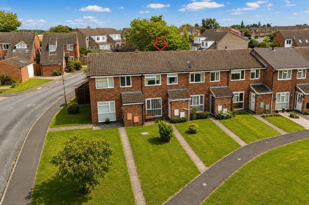 Property photo 1 of 16 1A