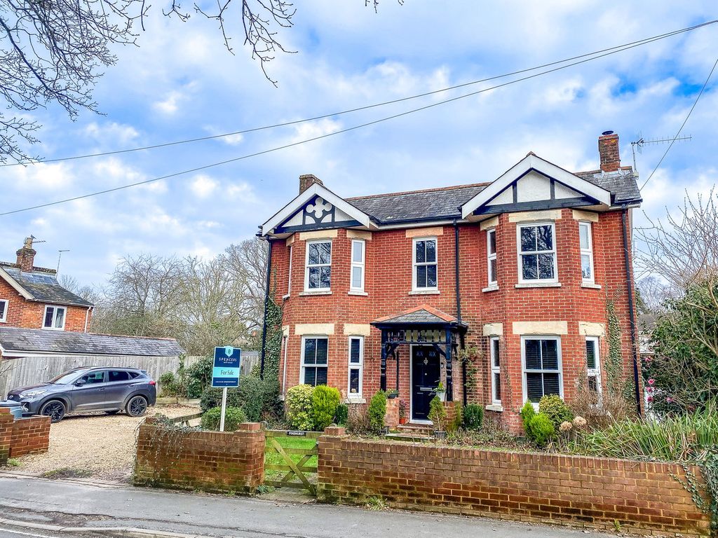 Property photo 1 of 22
