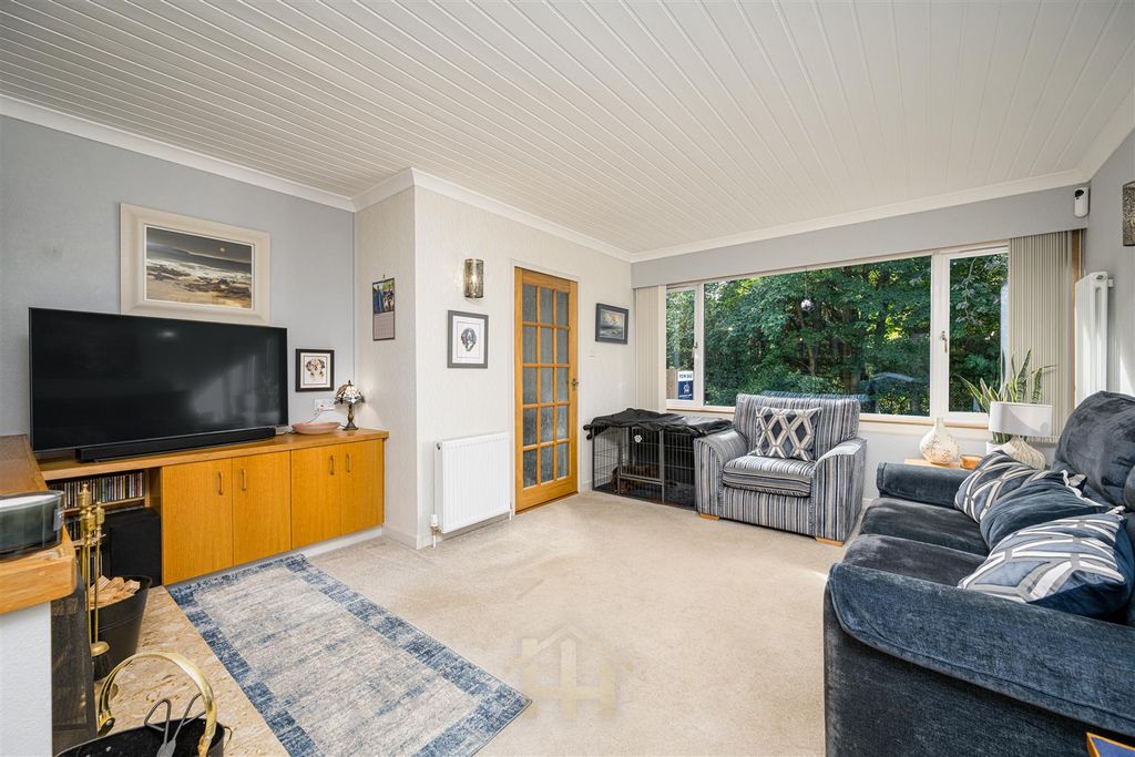 Property photo 3 of 18 Z92_3364-Edit.Jpg