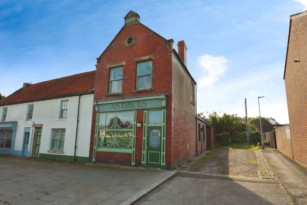 Property photo 2 of 20 Pbox-Img.Jpg