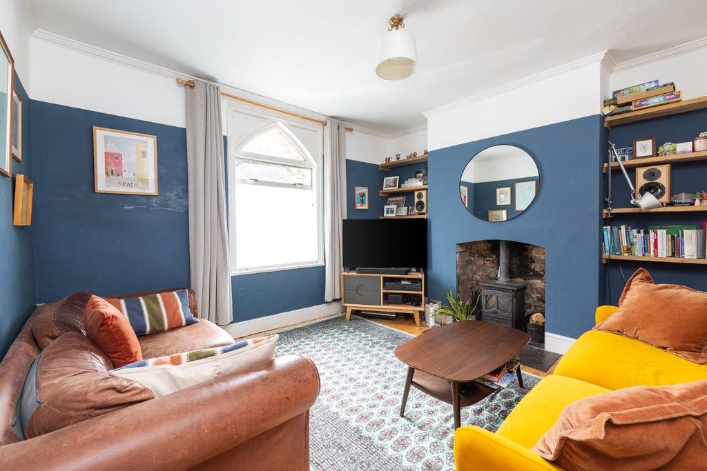 Property photo 3 of 24 Char9426.Jpg