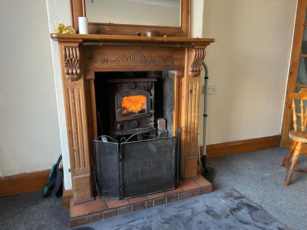 Property photo 3 of 14