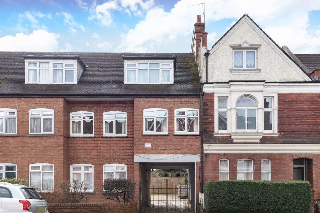 Property photo 1 of 19 171137 (12)