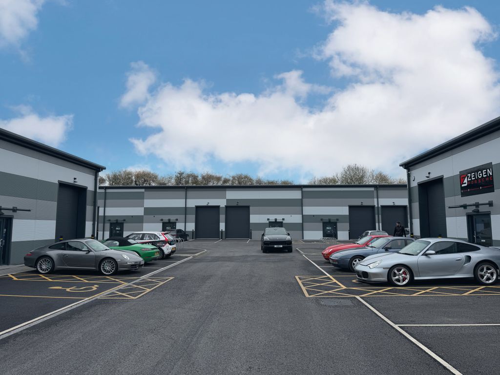 Property photo 1 of 8