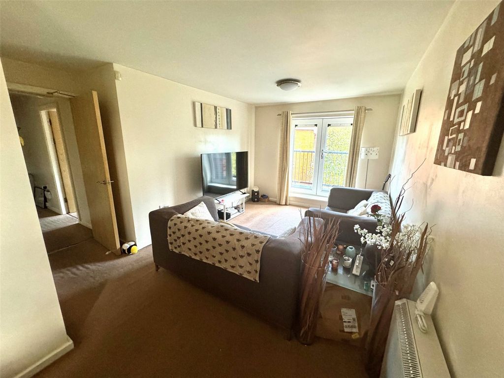 Property photo 2 of 8 Picture No. 05