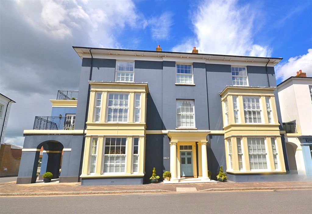 Property photo 1 of 17 39 (1).Png