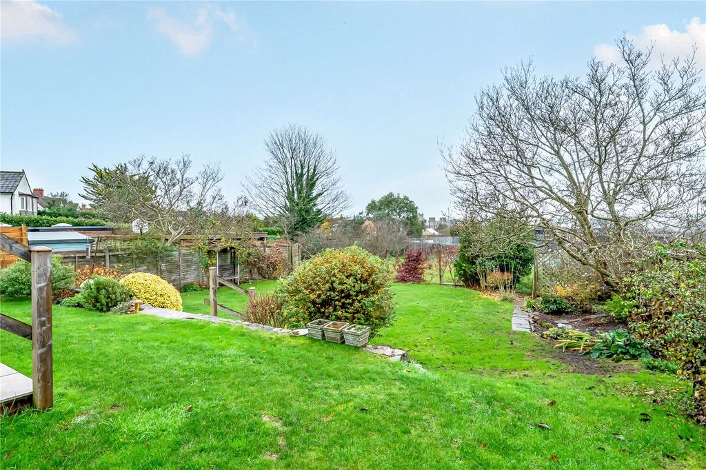 Property photo 2 of 23 Picture No. 03