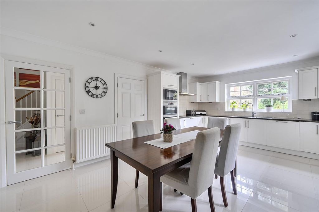 Property photo 2 of 24 Kitchen With Dining Table.Jpg