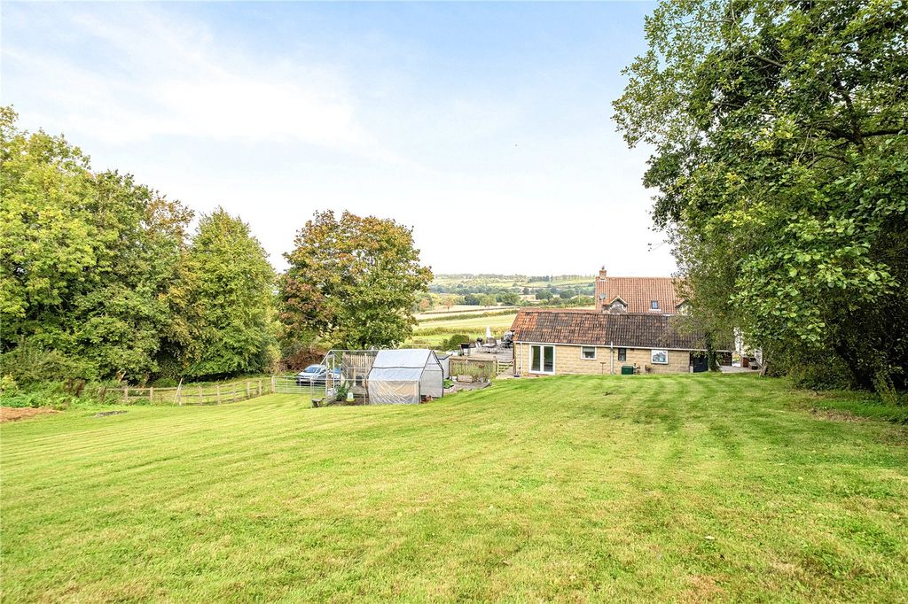 Property photo 1 of 30 Picture No. 09